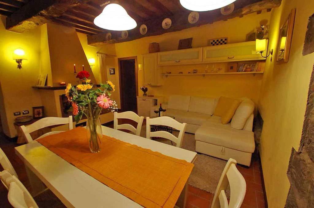 Cottage Le Ginestre Con Piscina In Val D'Orcia Radicofani Exterior foto